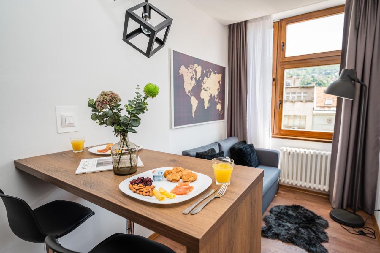 Modern And Bright Apartments - Main Street サラエヴォ エクステリア 写真